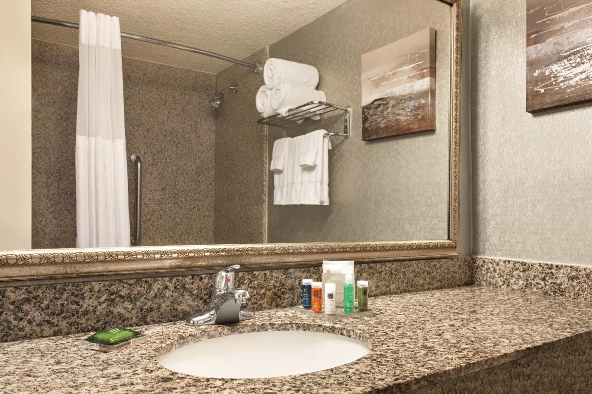 Radisson Hotel Fort Worth North-Fossil Creek Bagian luar foto